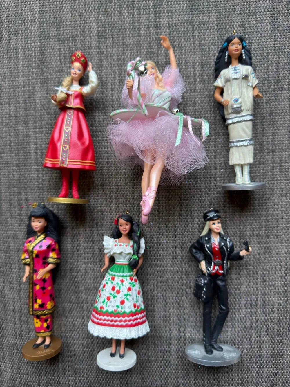 Set Of 6 Dolls Of The World Barbie & Keepsake Ornaments 1990s Hallmark Mattel